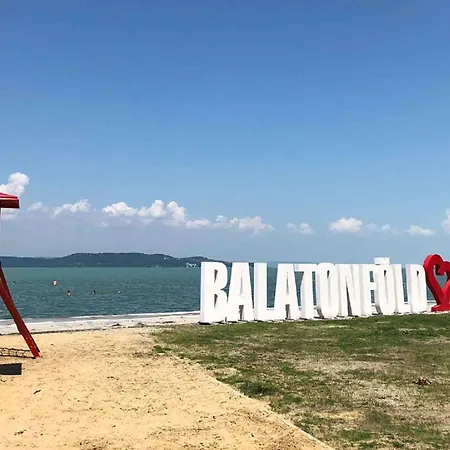 In 18542 Διαμέρισμα Balatonföldvár